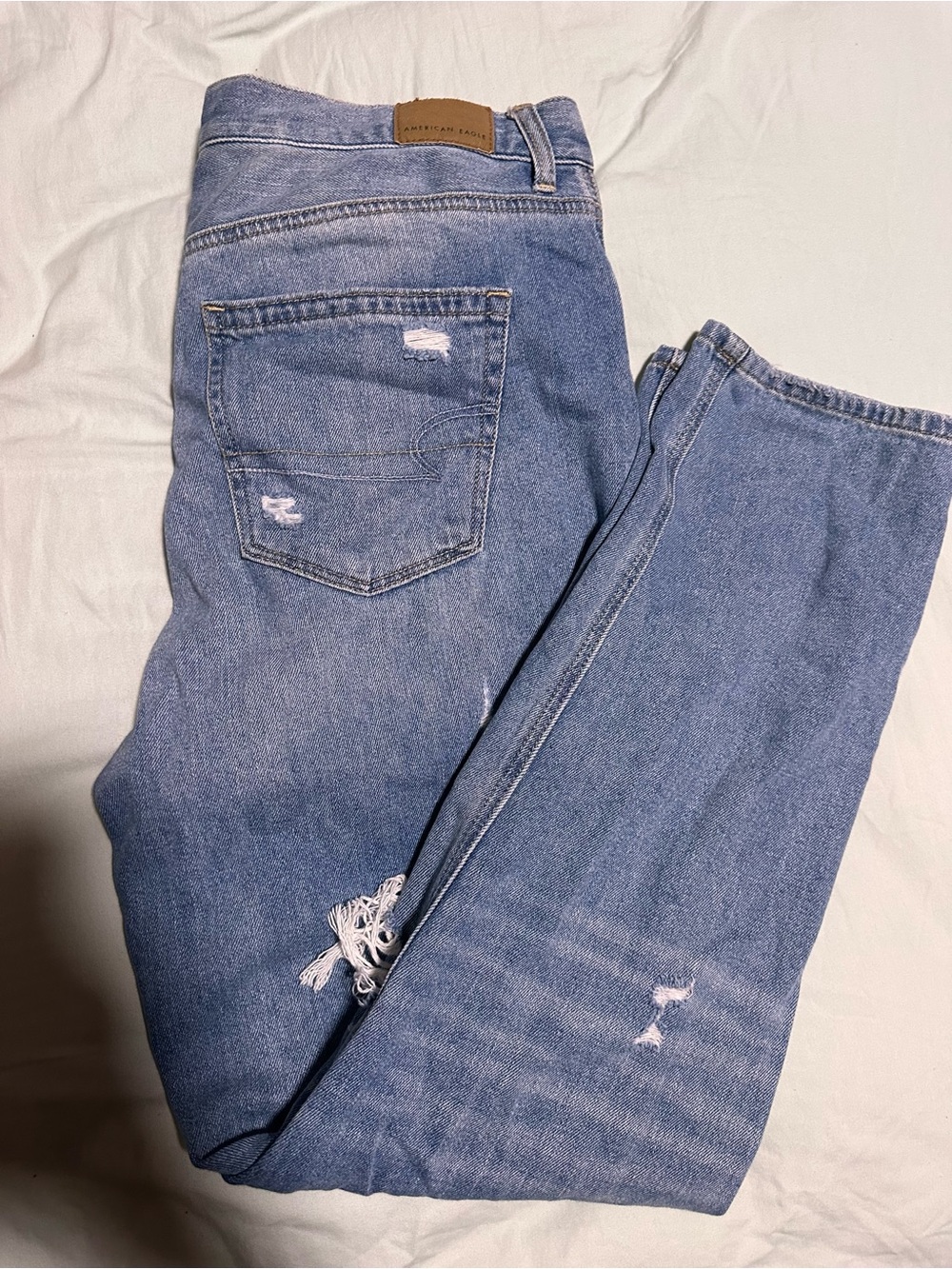 American Eagle Outfitters Light Blue Distressed Mom Jeans